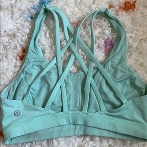 Lululemon sports bra